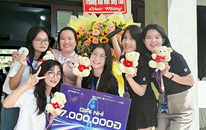 Nhóm sinh viên Đại học Duy Tân giành giải Nhì "Bệ phóng khởi nghiệp"